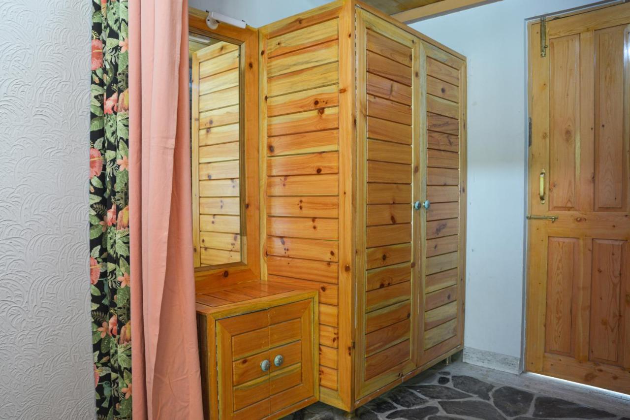 Tiger Fall Eco Resort チャクラタ エクステリア 写真