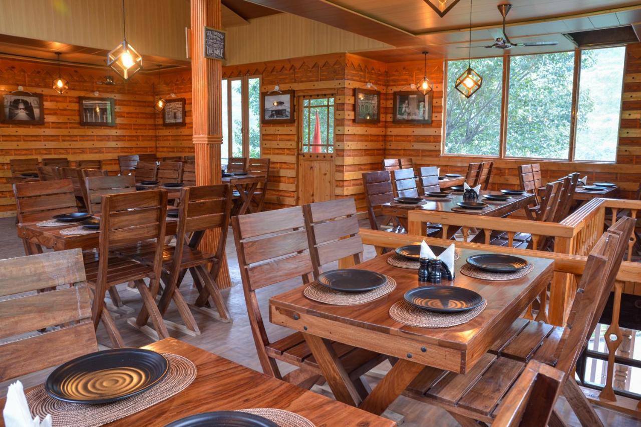 Tiger Fall Eco Resort チャクラタ エクステリア 写真
