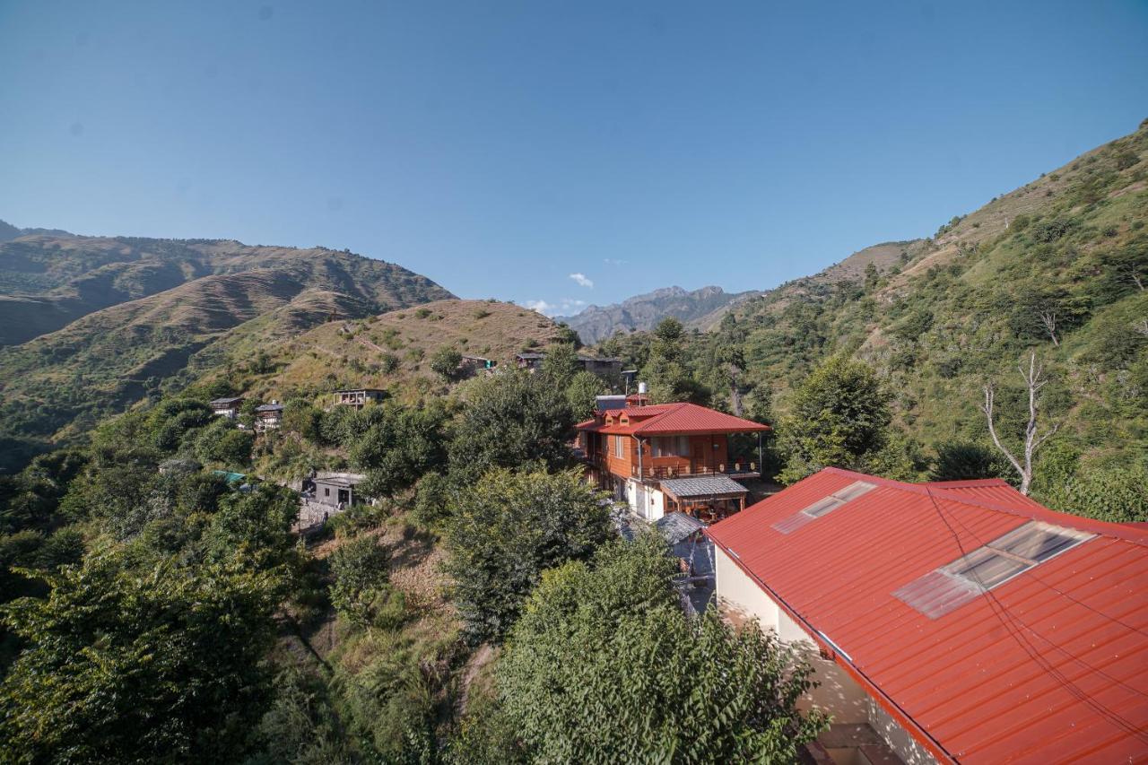 Tiger Fall Eco Resort チャクラタ エクステリア 写真
