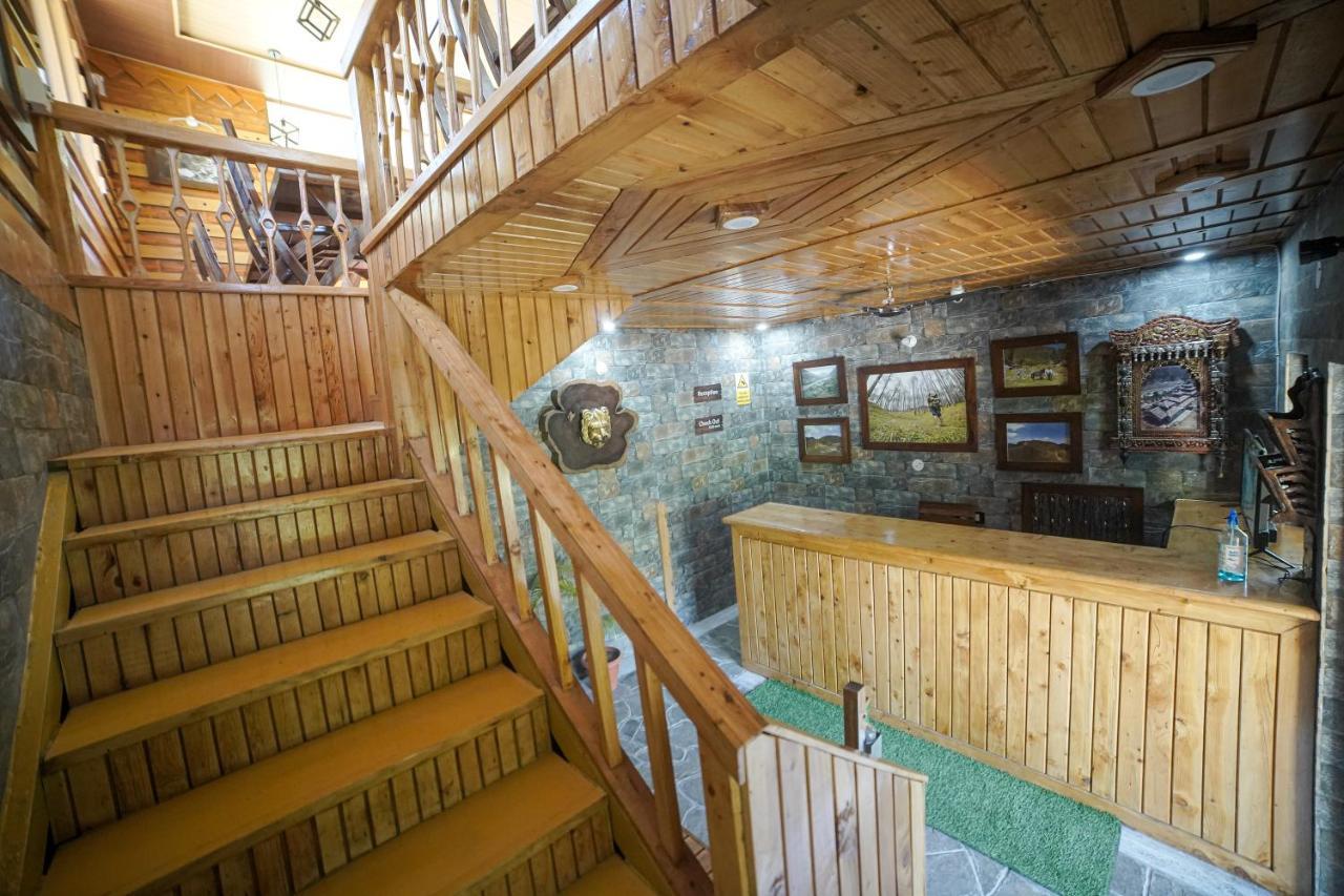 Tiger Fall Eco Resort チャクラタ エクステリア 写真