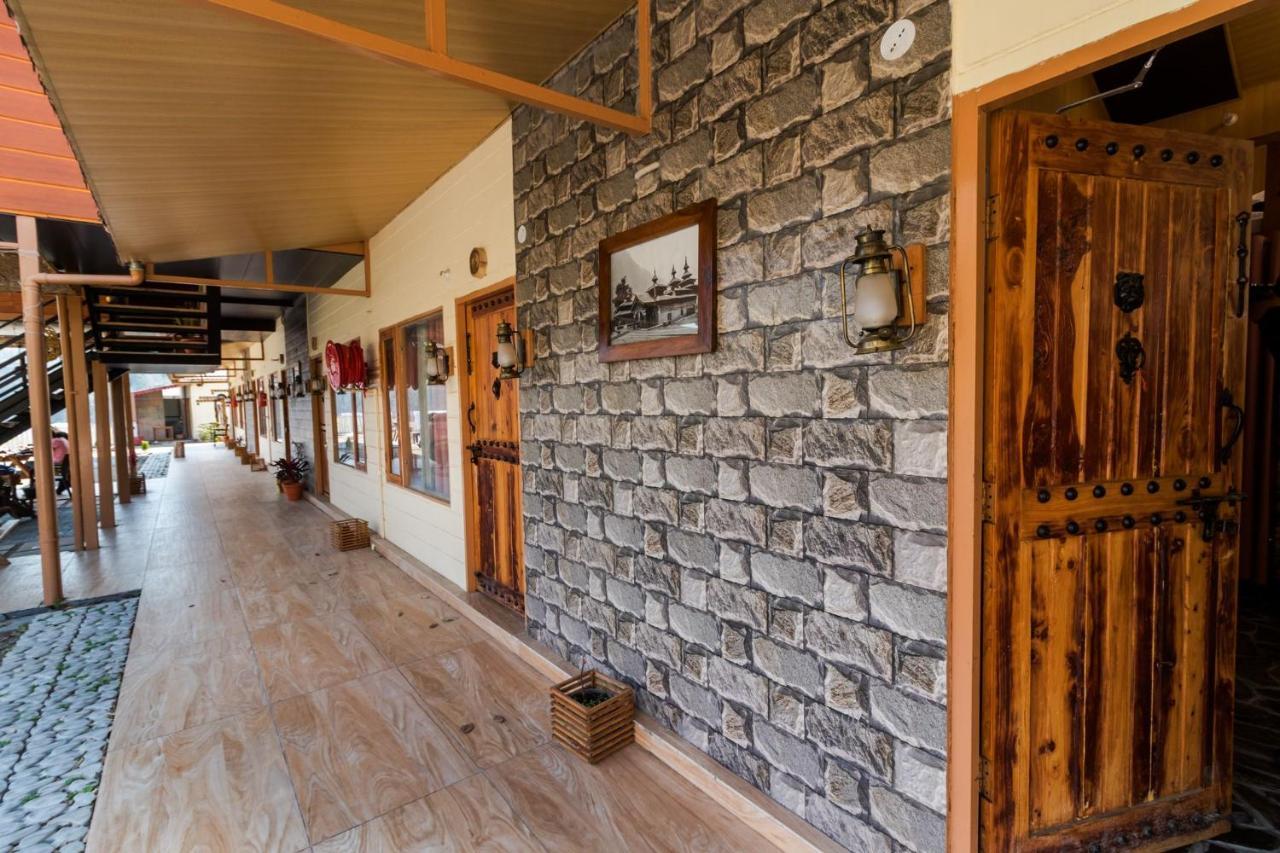 Tiger Fall Eco Resort チャクラタ エクステリア 写真