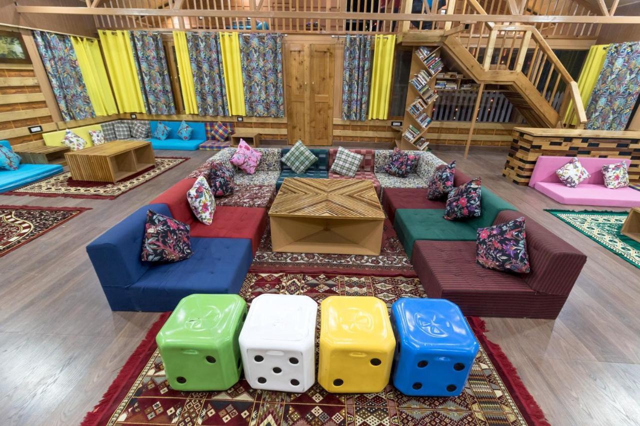 Tiger Fall Eco Resort チャクラタ エクステリア 写真
